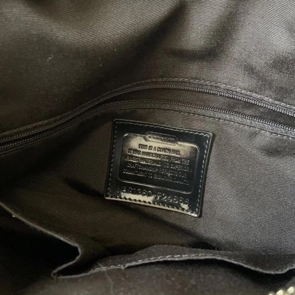 Coach purse - Picture 3 of 4